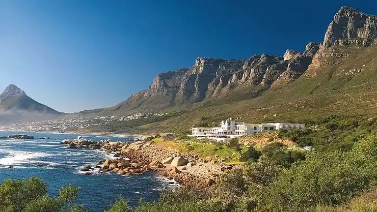 Top 10 Hotels in Cape Town: A Guide for Travelers 2 Reserve your stay now!