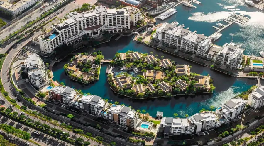 Explore the V&A Waterfront: Best Places to Visit for Travelers 12 Fun Activities at V&A Waterfront