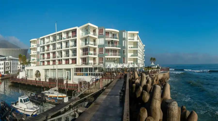 Explore the V&A Waterfront: Best Places to Visit for Travelers 19 breathtaking views